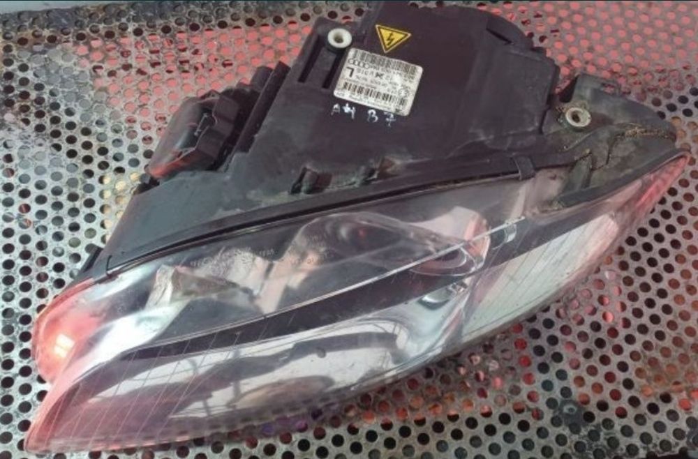 Vand FAR XENON Stanga Audi A4 B7 2004 - 2008