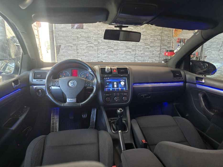 Volkswagen  golf 5/4×4