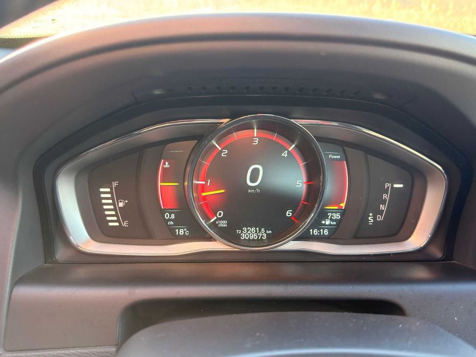 Volvo XC60 Summum D5 215CP Automat | Piele | Trapă | TVA deductibil