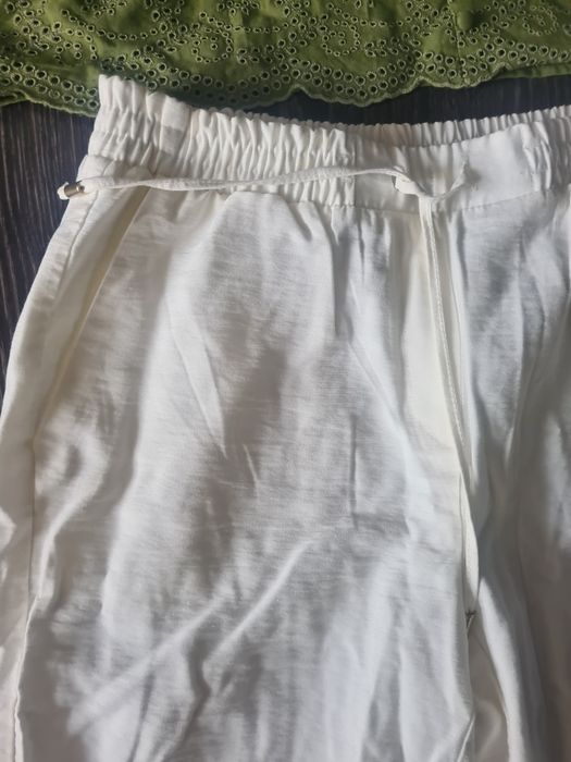 Pantaloni și  maieu dama mar 38/42 noi fără eticheta la 80 lei ambele