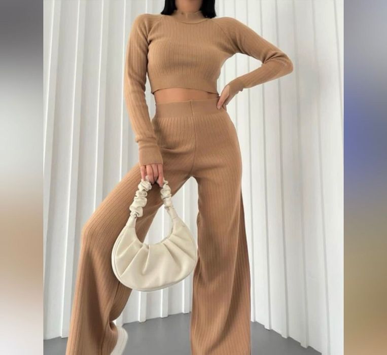 Сет плетиво панталон и блуза