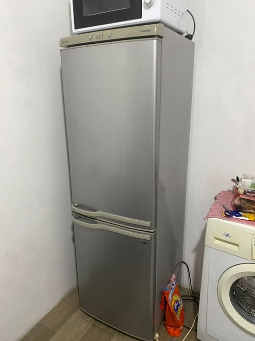 Продается холодильник бу
