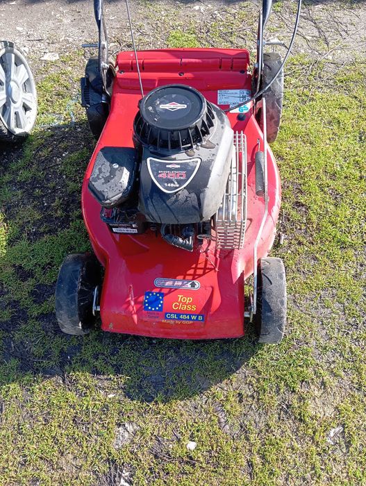 Тракторна косачка и самоходна косачка със стартер