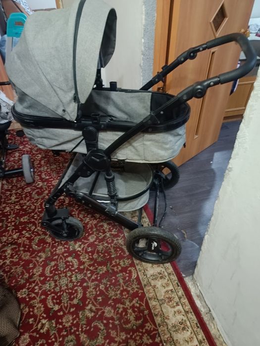 Продам коляску б/у