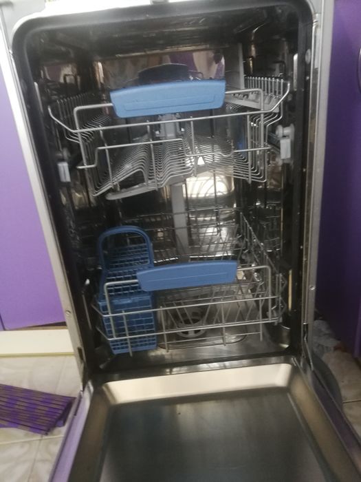 Съдомиялна INDESIT за части