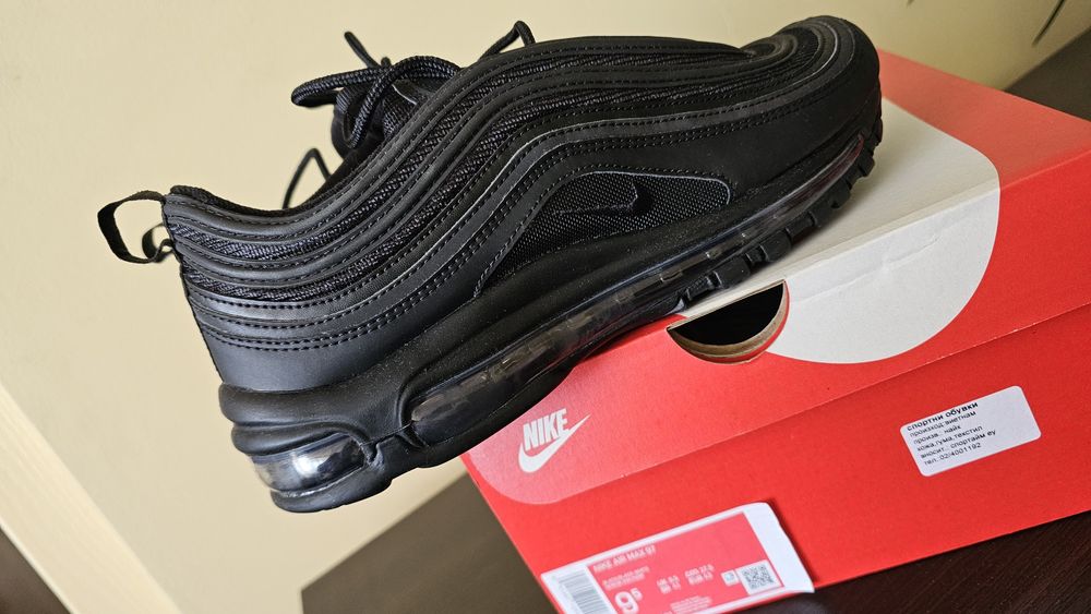 Маратонки   NIKE