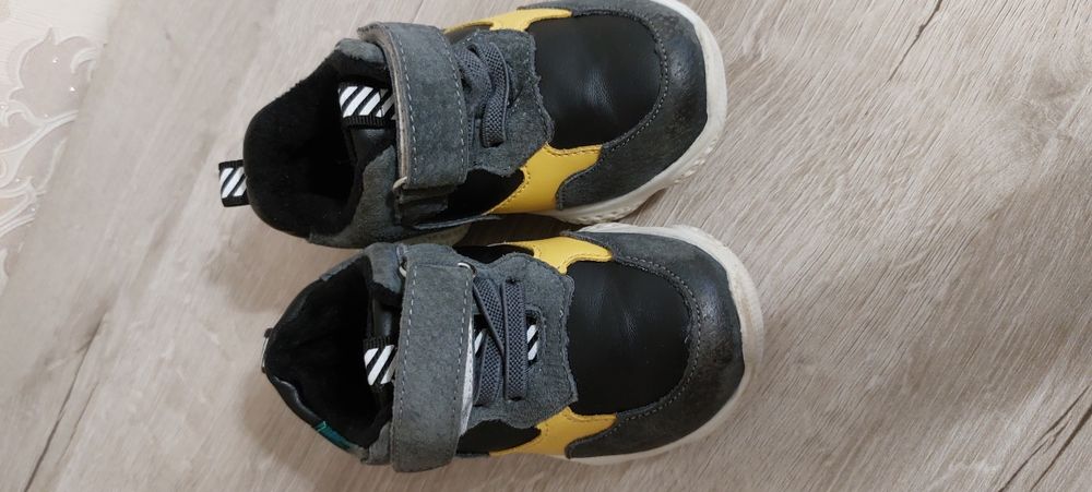 Детские кросовки