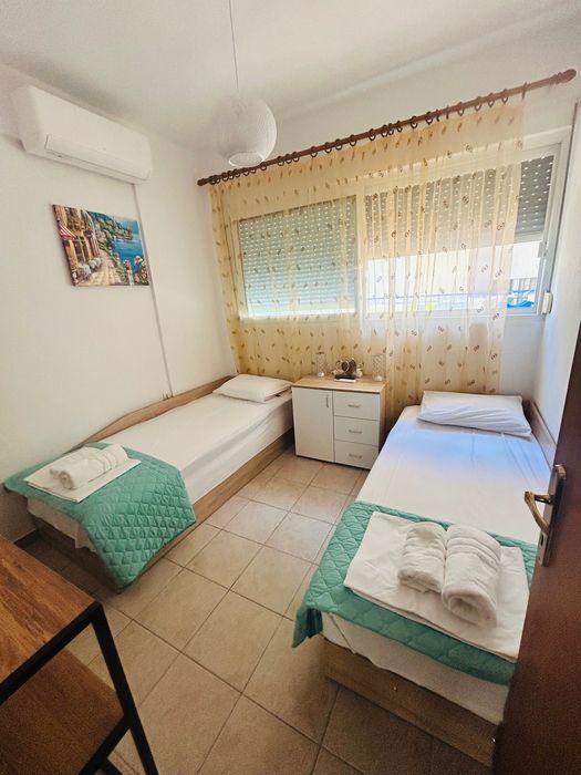 Апартамент с две спални в Паралия Офринио на 100 метра от плажа