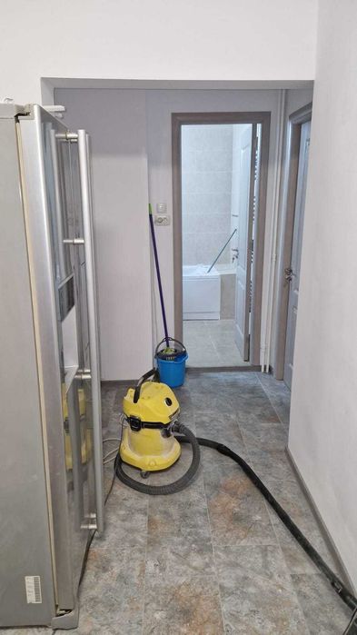 Direct proprietar inchiriez apartament 3 camere