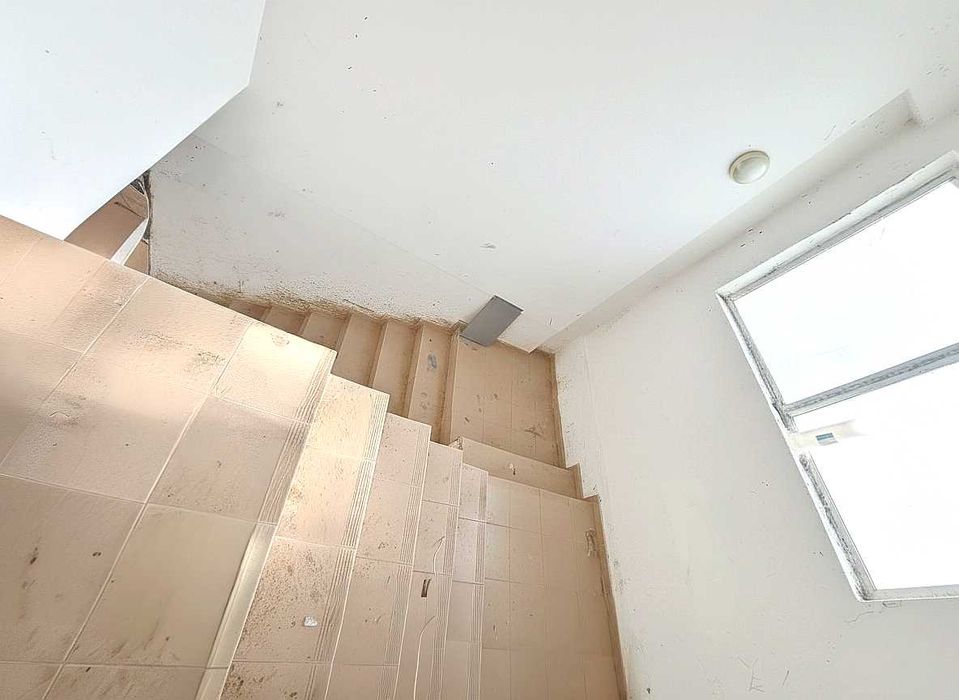 Продава се Офис в Варна, Аспарухово - 70 кв.м за 547 €/кв.м - Снимка #2