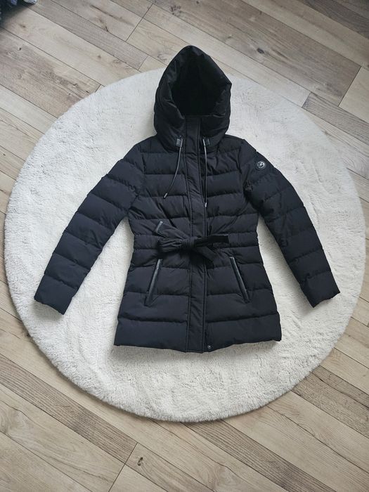 Ново яке Michael Kors размер XS