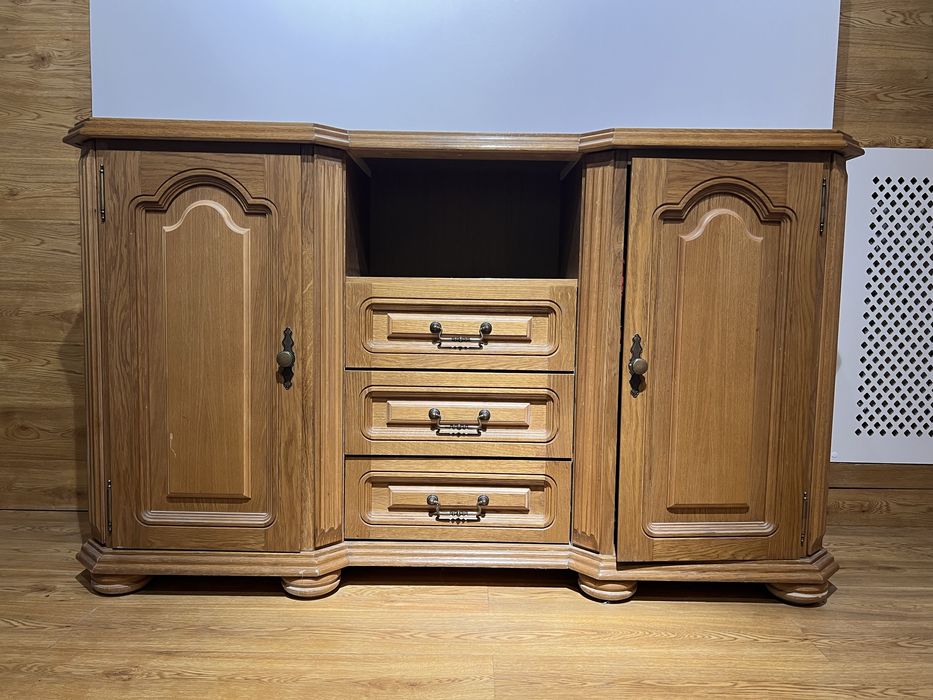 Срочьно продаю комод