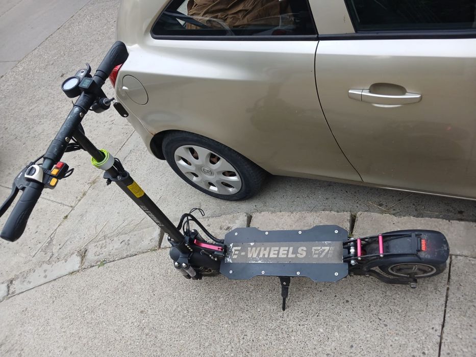 Vand Trotinetă electrică E-WHEELS E7i, pliabilă, suspensii față/spate
