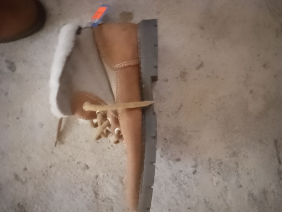 Ghetuțe din piele intoarsa