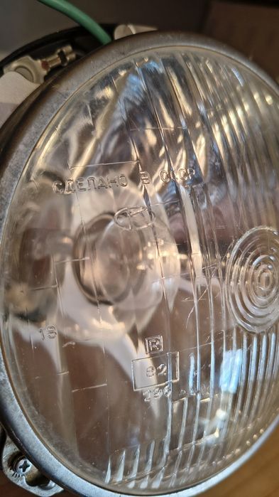 Фар за ВАЗ 2103 2106.