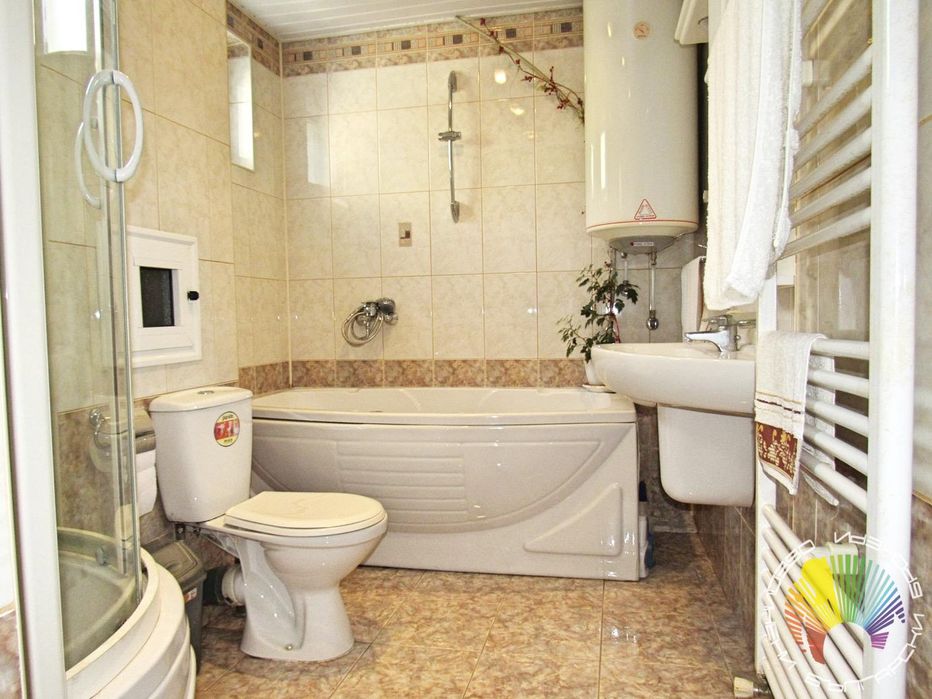 Дава се под наем Двустаен апартамент в Бургас, Лазур - 80 кв.м за 510 € - Снимка #9