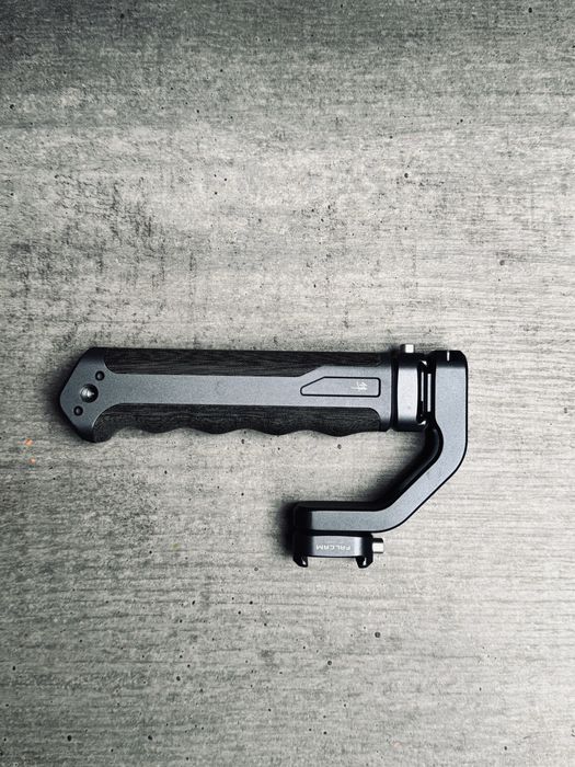 Продавам Falcam cage за FX3/FX30 + аксесоари smallrig