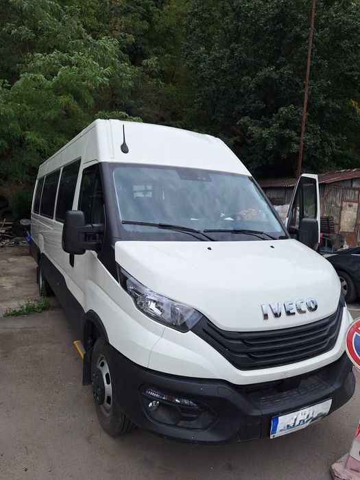 Iveco Daily Bus 50C18H (1.250 km - NOU) – Predare Leasing UniCredit