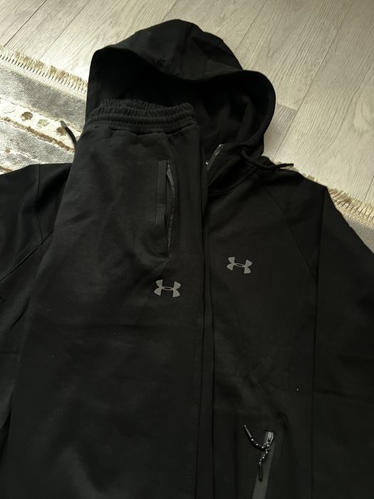 Продам спортивку Under Armour