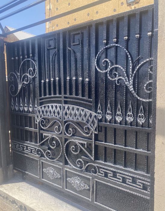 Покраска ворота забор и крыша