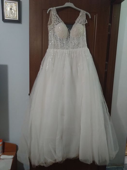 Vând rochie de mireasa