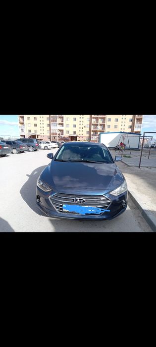 Hyundai Elantra  2018
