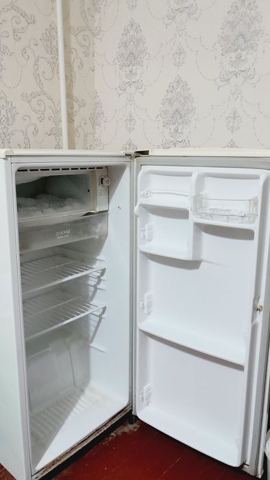 Холодильник сатылады