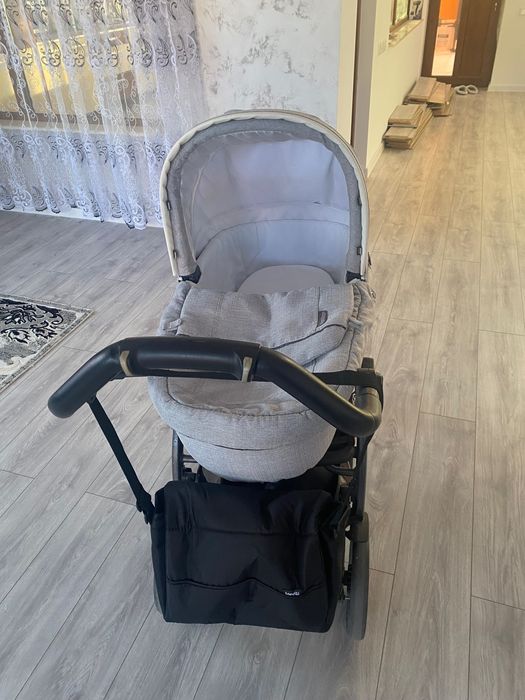 carut peg perego cu landou si geanta se poate folosi si ca minipatut