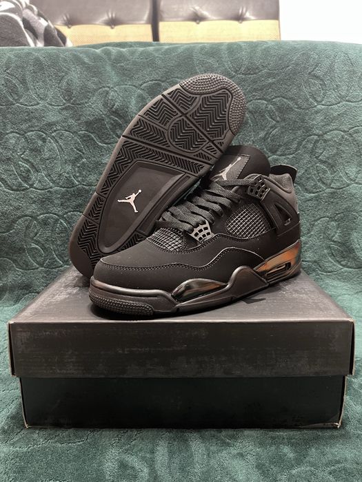 Jordan 4 black cat