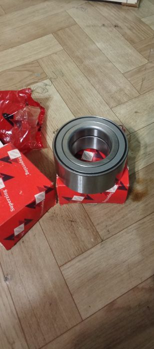 Продам подшипники на audi b4