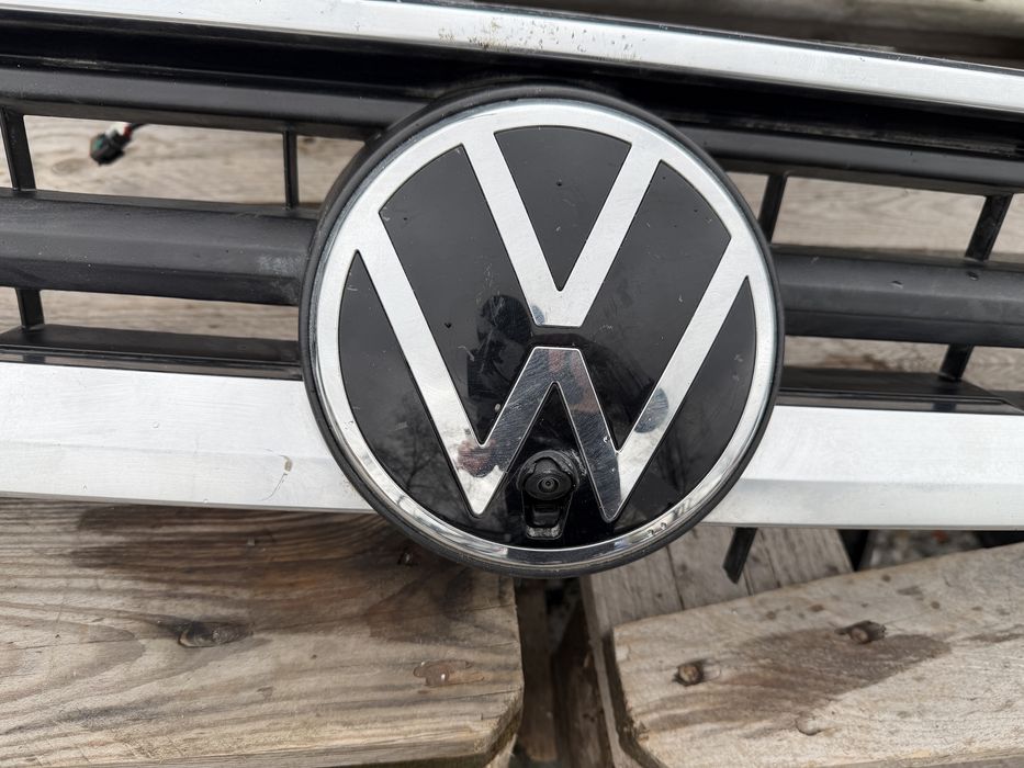 Решетка VW Amarok 2022 год.-
