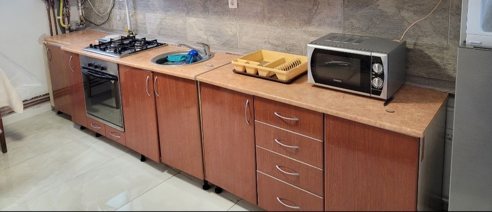 Mobila de bucătărie