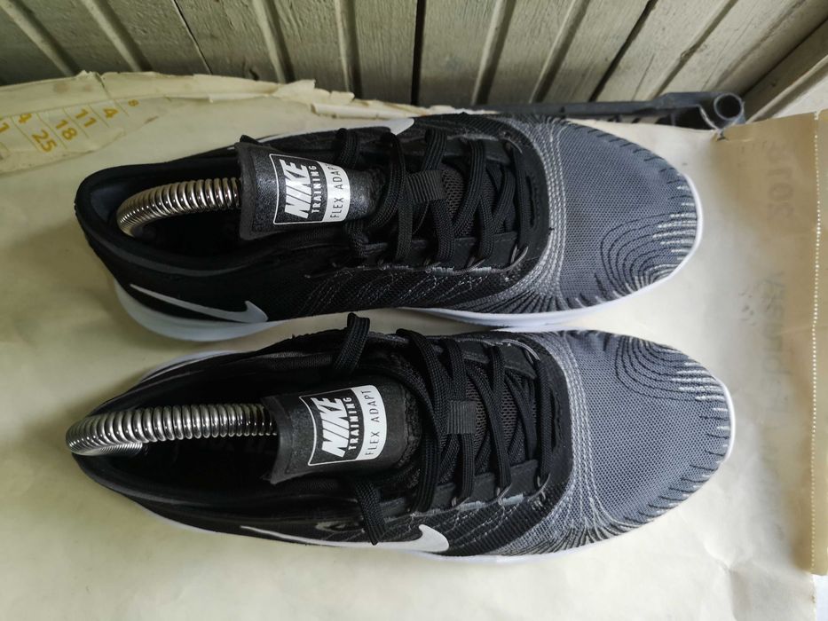 ''Nike Flex Adapt TR ''оригинални маратонки 37.5 номер