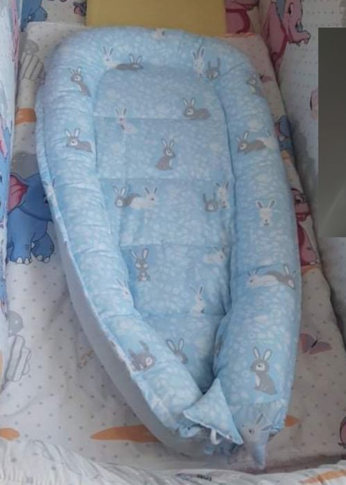 Baby nest și pernuță pt formare capului