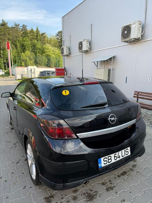 Opel Astra GTC Coupe 2006 1.9