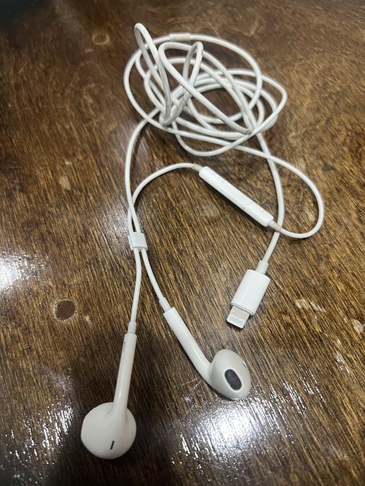 Оригинальные наушники