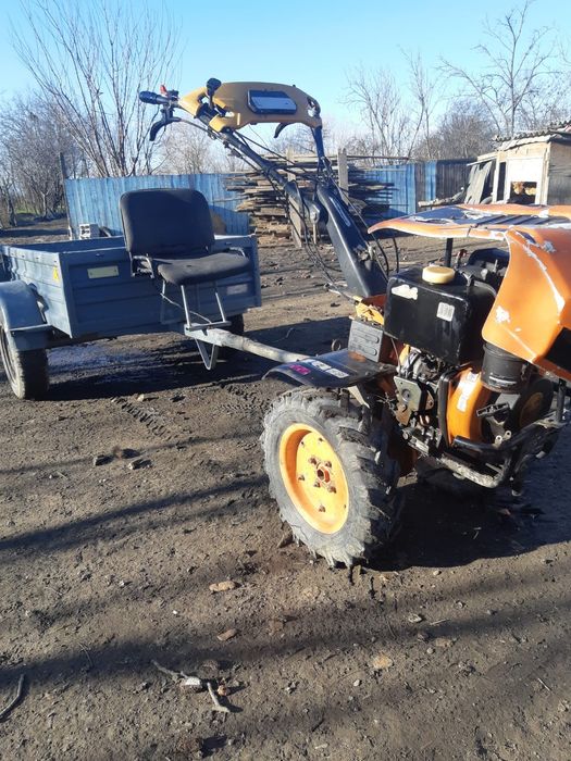 Vând motocultor  Ruris