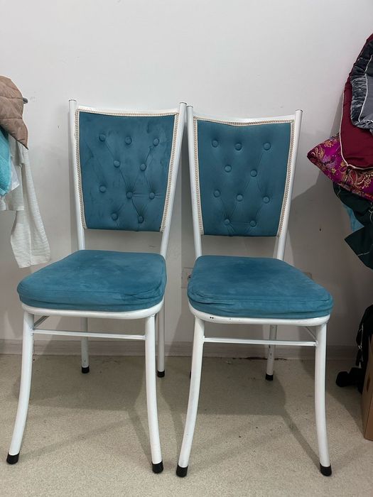 Продам  стулья  новые