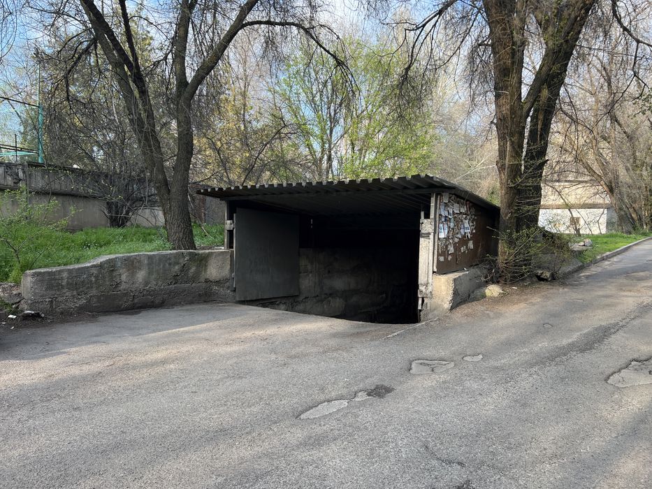 Сдается гараж в центре города