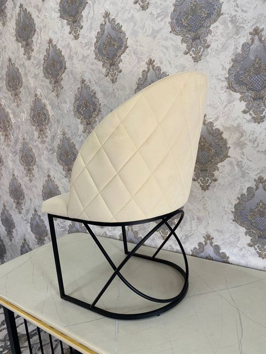 Zamonaviy va qulay Stol stullar