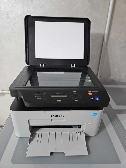 Принтер SAMSUNG Xpress M2070