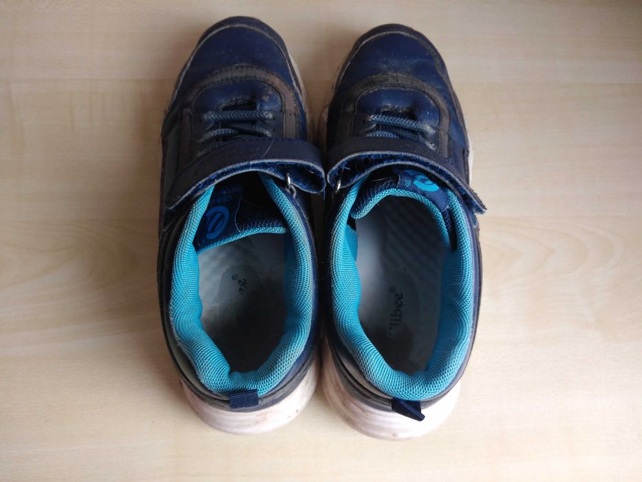 Футболни обувки Kipsta, маратонки Clibee 37 номер и плетени 36 номер