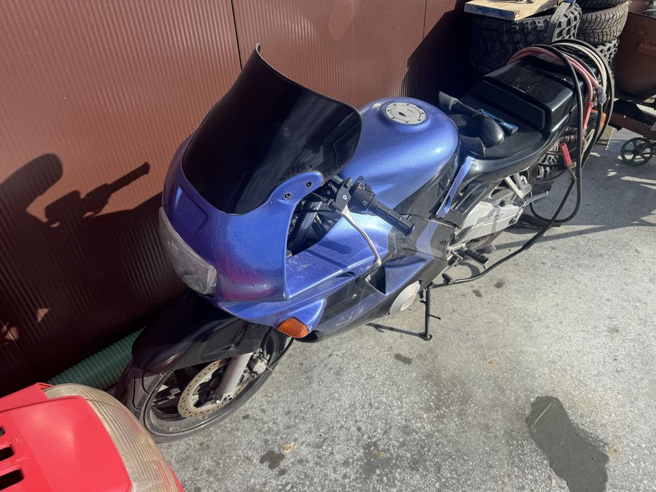 Motocicleta Honda Cbr 650 acte germania motor defect