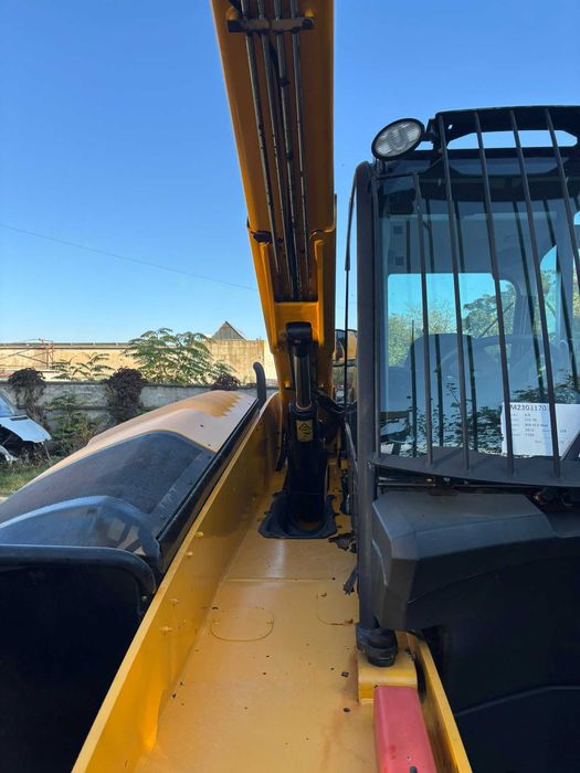 Incarcator telescopic JCB 531-70