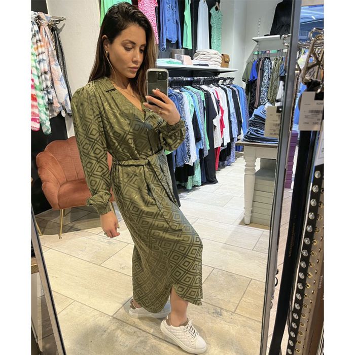 нова рокля MOS MOSH