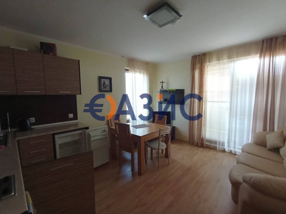 Продава се Тристаен апартамент в с. Лозенец, Област Бургас - 73 кв.м за 1218 €/кв.м - Снимка #2