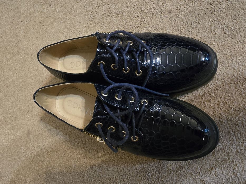 Срочно продам 38 размер ODKNY