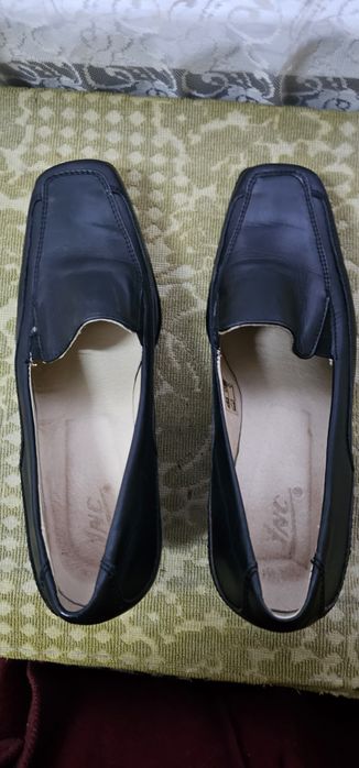 Pantofi dama cu toc, noi, din piele naturala,marimea 37
