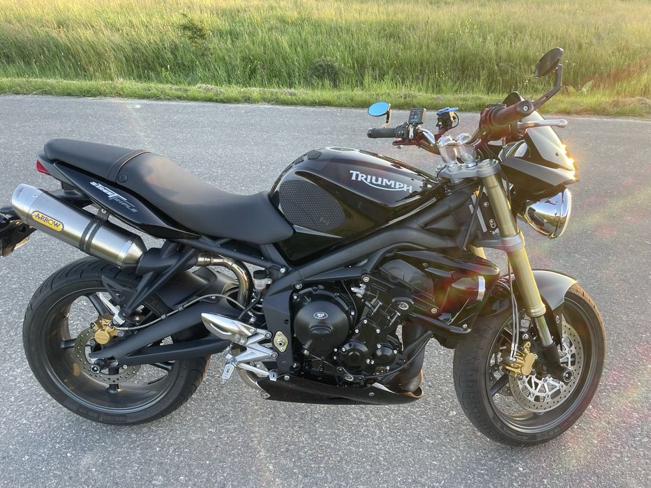 Triumph Street Triple 675 2011