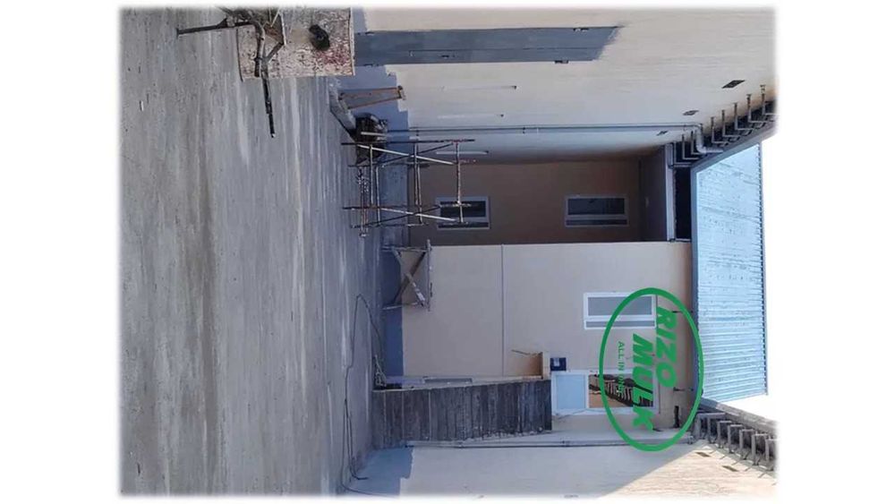 ХХХ  продается склад Янги йул  бетонка юзида  21 сот. цена 410000